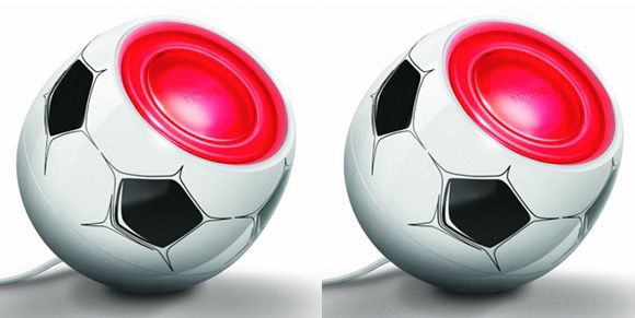 Doppelpack Philips 6915055PH LivingColors Soccer Edition für 19,99€ (statt 55€)