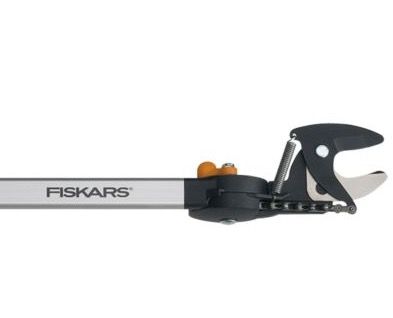 Fiskars Teleskop Schneidgiraffe für 79,99€ (statt 88€)