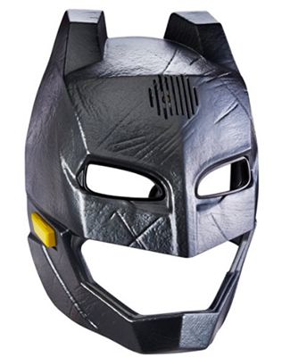 Batman Stimmverzerrer Helm für 22,93€ (statt 35€)