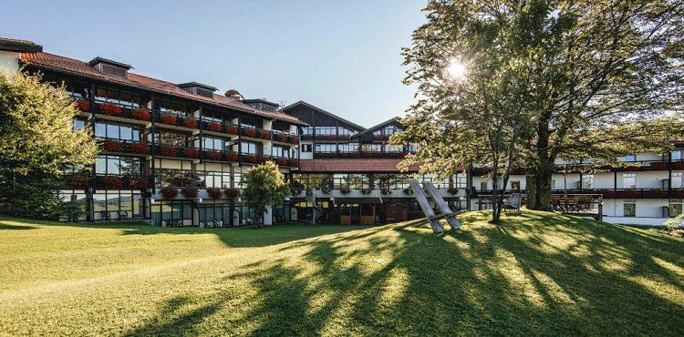 2 ÜN in Oberbayern im 4* Hotel Schillingshof inkl. Halbpension & Wellness ab 169€ p.P.