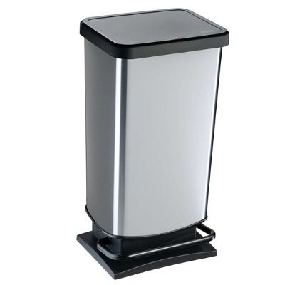 Rotho Paso Treteimer 40 Liter in Silber oder Carbon für 19,99€ (statt 28€)