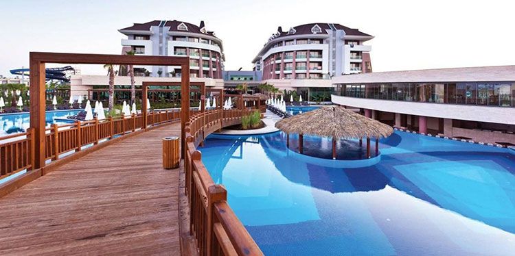 14 Tage All Inclusive & Transfers im 5* Hotel in Belek (Türkei) ab ~300€ p.P.