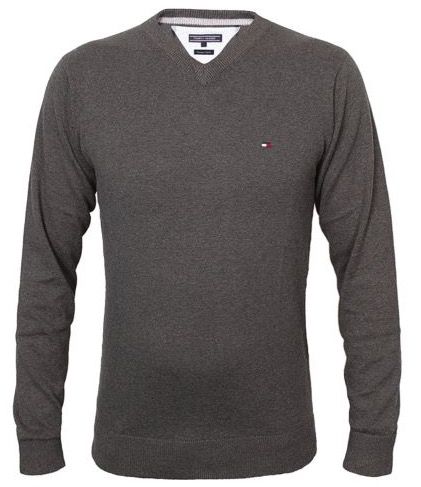 Versch. Tommy Hilfiger Pacific V Neck Pullover für 26,99€ inkl. VSK