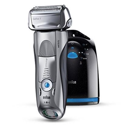 Braun Series 7 790cc-4 Rasierer mit Reinigungsstation für 155,90€ (statt  180€)