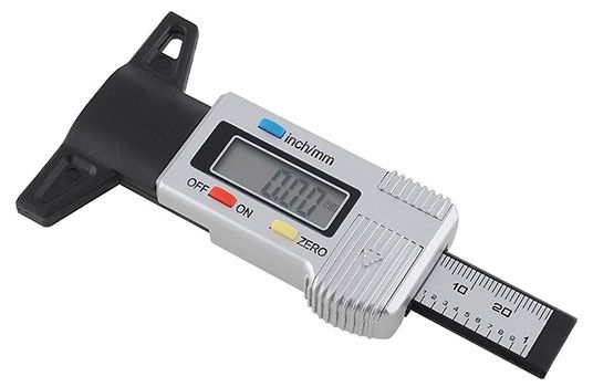 Digitaler Profiltiefenmesser für ~4,45€