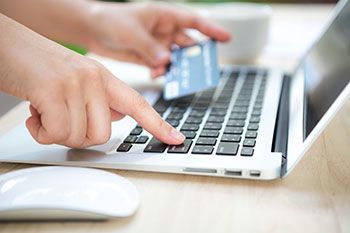 Online bezahlen – welche Zahlungsmittel gibt es?