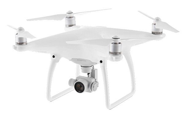 DJI Phantom 4 WRC Bundle mit Kartenleser + 3 Monate WRC Zugang für 949€ (statt 1.111€)