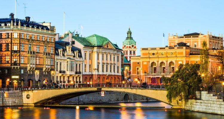 2   4 ÜN in Stockholm im 4* Hotel inkl. Frühstück + Flüge ab 149€ p.P.