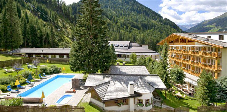 2 ÜN in Tirol inkl. Frühstück, Dinner, Wellness & 30€ Gutschein (2 Kinder bis 11 kostenlos) ab 149€ p.P.