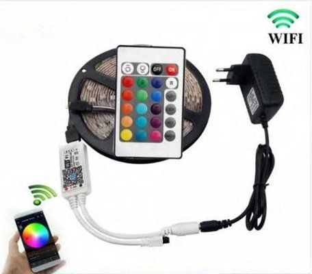 5m USB RGB LED Streifen (Typ 5050) mit Fernbedienung & Netzteil für 12,30€