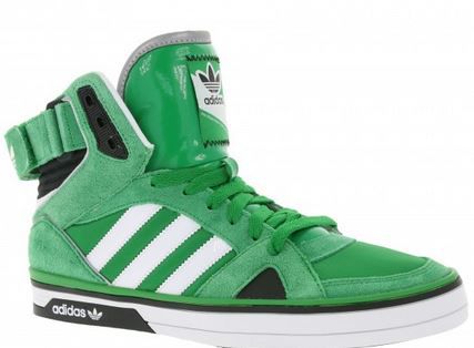 adidas Originals Space Diver Unisex Sneaker bis Größe 42 statt 50€ für 29,99€