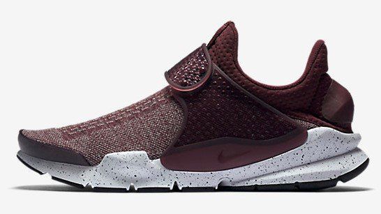 Nike Sock Dart SE Premium Sneaker für 68,23€ (statt 150€)