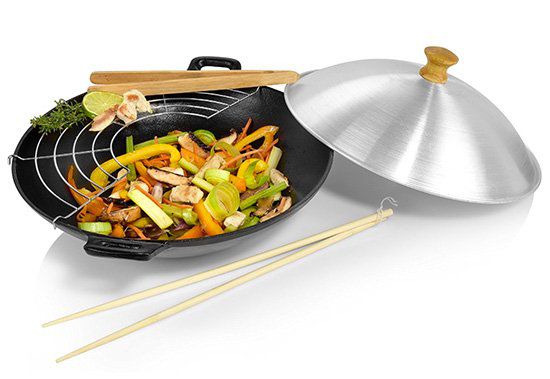 Sänger Wok Set aus Gusseisen 30cm für 19,99€ (statt 40€)