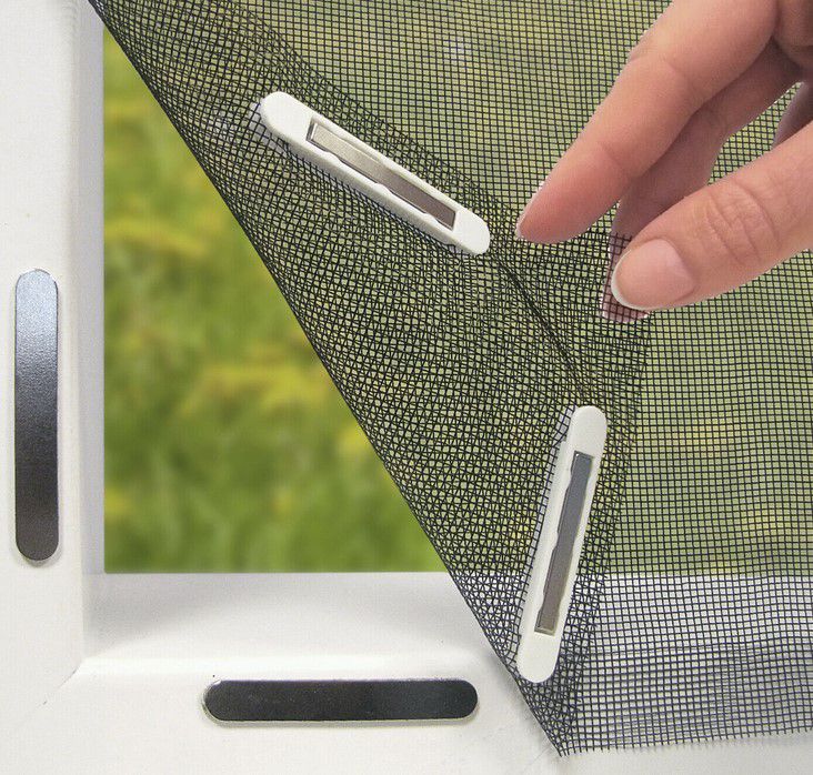 EASYmaxx Fenster Moskitonetz mit Magnetbefestigung für 12,90€ (statt 18€)