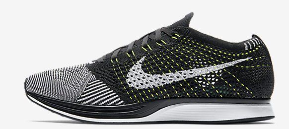 Nike Flyknit Racer für 71,98€ (statt 120€)