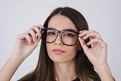 Brille online kaufen – ja oder nein?