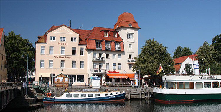 5 ÜN in Warnemünde direkt am Wasser inkl. Frühstück, Dinner, Sauna & Massage für 200€ p.P.