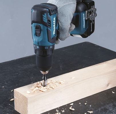 Makita DDF459RF4J   Akku Bohrschrauber 18V mit 4 Akkus 3Ah für 263€ (statt 361€)