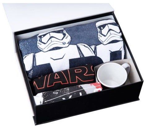 Star Wars 8 Geschenkbox mit T Shirt, Tasse, Handtuch etc. für 49,95€