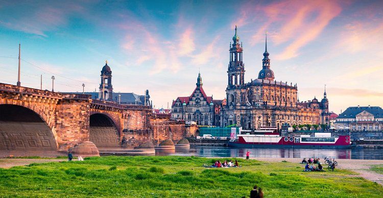 1   4 ÜN im 4* Hotel in Dresden inkl. Frühstück & Willkommensgetränk ab 36€ p.P.