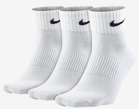 3er Pack Nike Lightweight Quarter Sportsocken für 4,80€ (statt 14€)