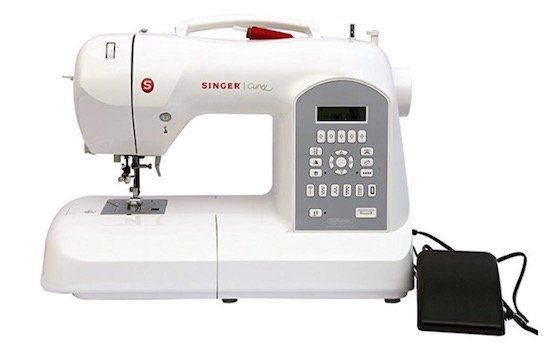 Singer Curvy 8770 Computer Nähmaschine für 213,21€ (statt 271€)