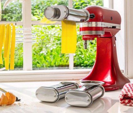 Ausverkauft! KitchenAid 5KSMPRA 3 teiliger Nudel Aufsatz für 74,24€ (statt 129€)   Zustand wie neu