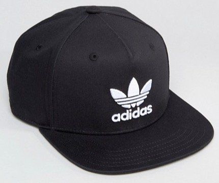 adidas Originals Snapback Kappe mit Dreiblatt Logo für 20,49€ (statt 23€)