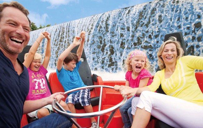 Heide Park Soltau Eintritt + ÜN im Holiday Camp mit Halbpension plus ab 89€ p.P.