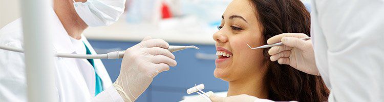 Schnäppchen Behandlungen: Zahnmedizinische Auktionsportale