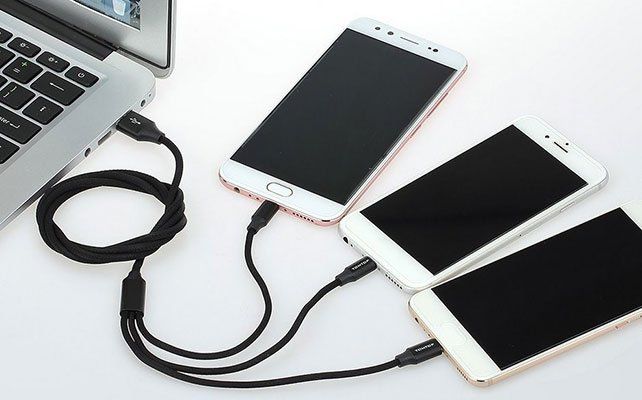 TomTop   3in1 USB Kabel (Lightning + Type C + MicroUSB) für 2,22€