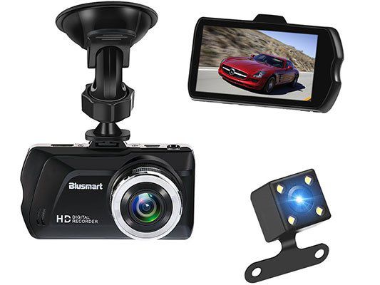 Blusmart Dashcam mit 3 Display, 16GB TF Card & Rückkamera für 18€ (statt 60€)