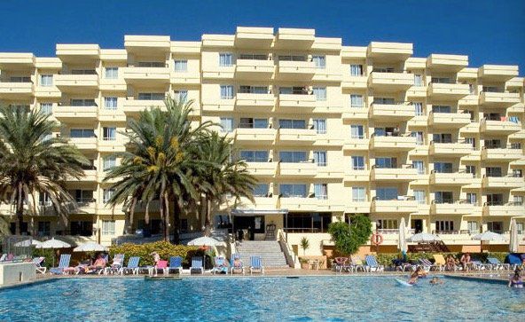 Error Fare: 1 Woche Mallorca im 3* Hotel mit All Inclusive Plus, Flug, Transfer & Zug ab 145€ p.P.