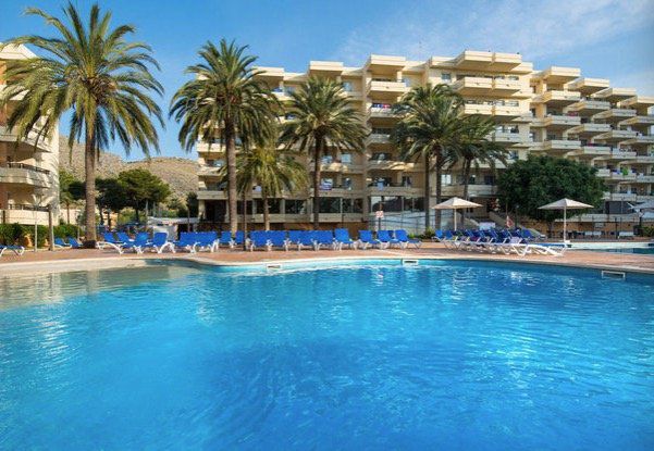 Error Fare: 1 Woche Mallorca im 3* Hotel mit All Inclusive Plus, Flug, Transfer & Zug ab 145€ p.P.