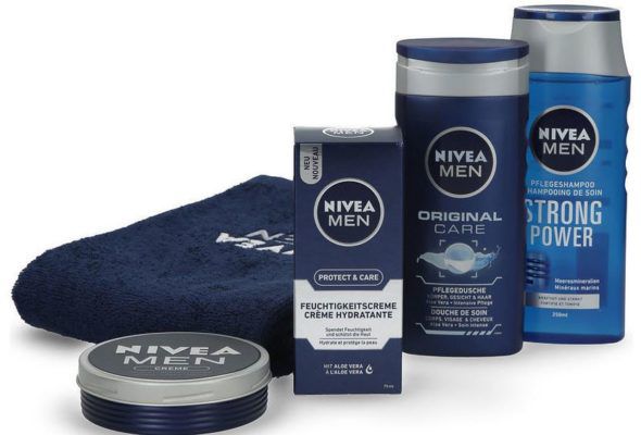 Nivea Verwöhnpflege mit Handtuch für 9,99€ (statt 18€)