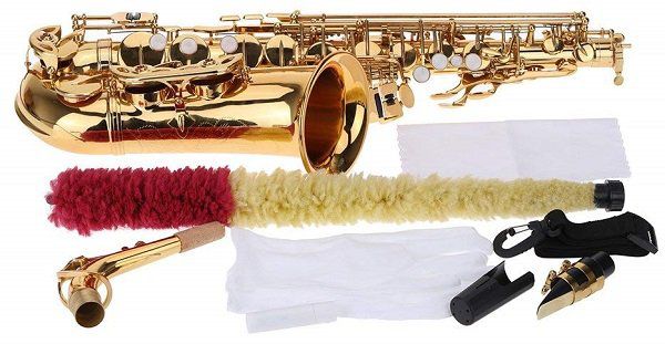 ammoon Alt Saxophon mit Reinigungsbürste & Stoffhandschuhen für 172,49€ (statt 231€)