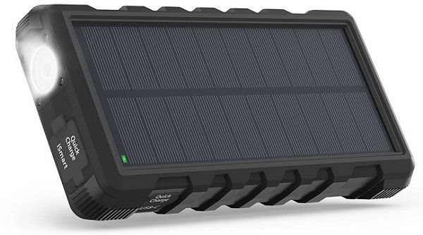 RAVPower QC3.0 Outdoor Solarladegerät mit 25000mAh und Taschenlampe für 38,99€ (statt 50€)