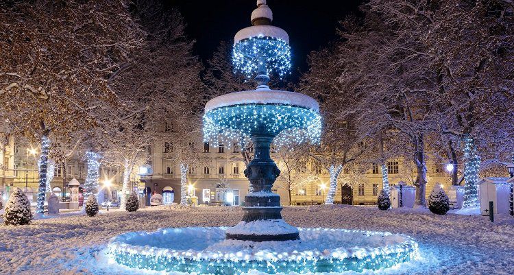 2   5 ÜN im 3* Hotel in Zagreb zur Weihnachtszeit inkl. Flüge und Frühstück ab 189€ p.P.