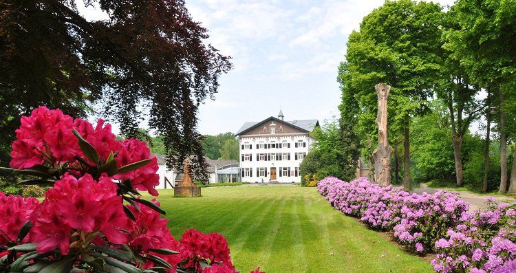 2 o. 3 ÜN im Schlosshotel in Baarlo (NL) inkl. Frühstück, Dinner & Willkommensgetränk ab 99€ p.P.