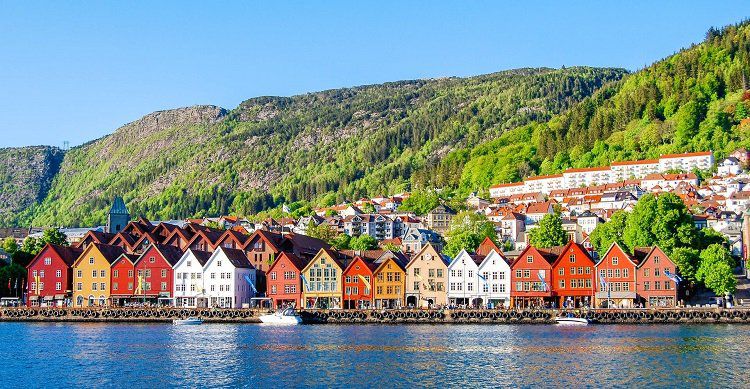 4   6 ÜN in Oslo und Bergen inkl. Flüge, Fjord Kreuzfahrt, Zugfahrt und Frühstück ab 449€ p.P.