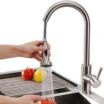 Homelody SD8025   360° drehbar Wasserhahn mit ausziehbarer Brause für 49,99€ (statt 75€)