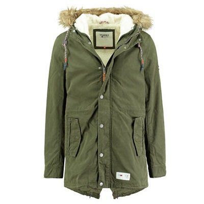 Tommy Jeans Herren Parka TJM Essential Down für 199,92€ (statt 223€)