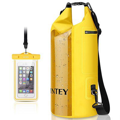Dry Bag (20L) von INTEY + wasserfeste Handyhülle für 8,99€   Prime