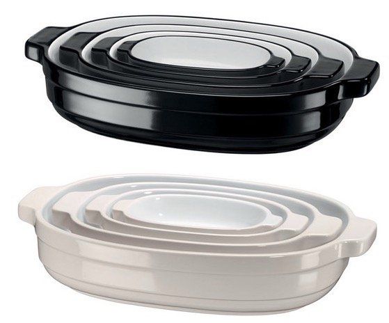 4er Set KitchenAid Auflaufformen aus Keramik in Schwarz oder Creme für je 58,90€ (statt 100€)