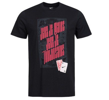 Nike Graphic Tee Herren T Shirt für 9,50€ (statt 20€)   nur S, M und L