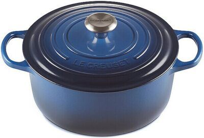 Le Creuset Signature Bräter (rund, 22 cm) in Blau für 134,49€ (statt 179€)