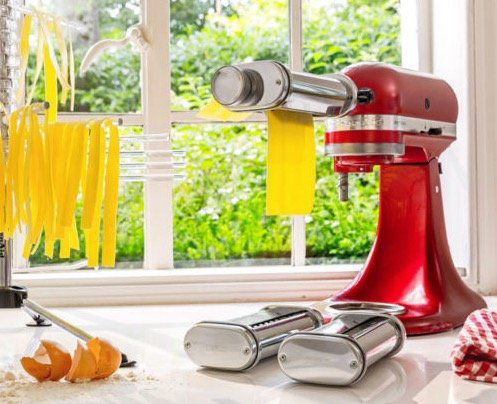 KitchenAid 5KSMPRA   3 teiliger Nudelvorsatz mit Reinigungsbürste für 95€ (statt 115€)
