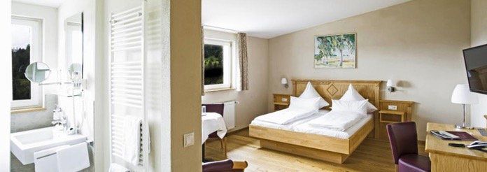 2 ÜN im 4* Naturhotel im Schwarzwald inkl. Frühstück und 4 Gang Abendmenü ab 99€ p.P.