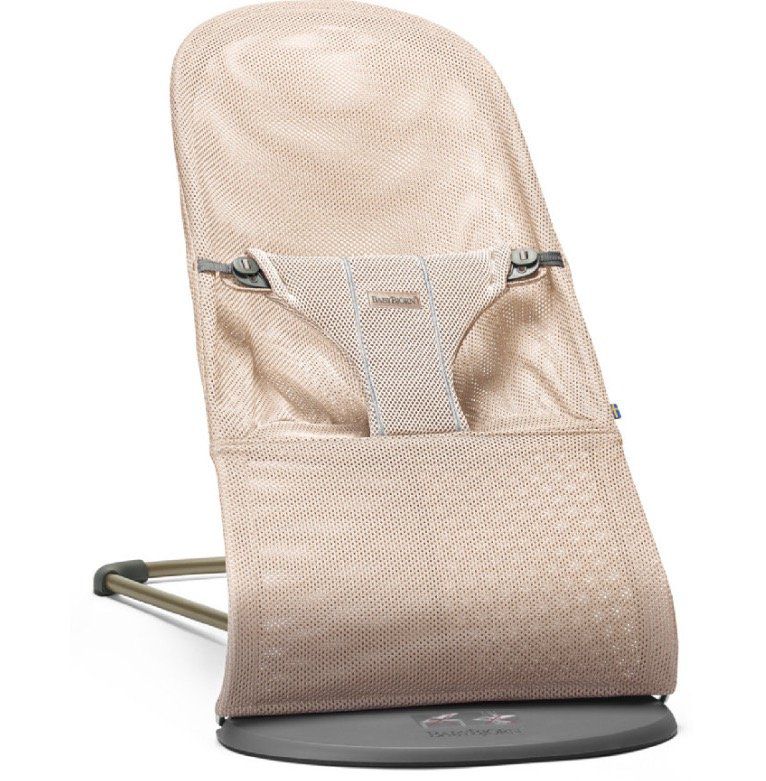 Babybjörn Babywippe Bliss in Perlmuttrosa für 117,57€ (statt 145€)