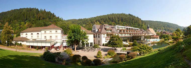 2 ÜN im Nordschwarzwald in 4* Hotel inkl. HP, Spa & 2.500 m² Therme ab 189€ p.P.